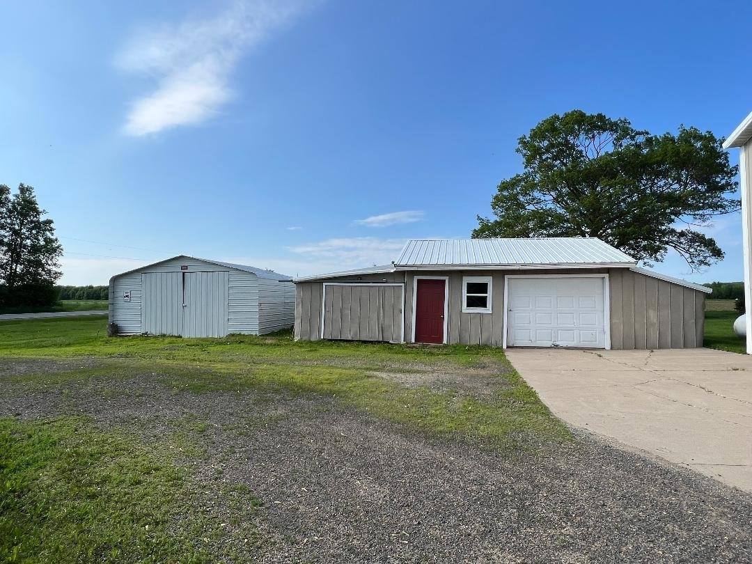 7992 County Road F, Arpin, WI 54410
