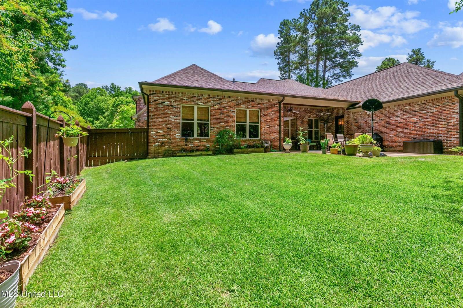 408 Kingsbridge Road, Madison, MS 39110