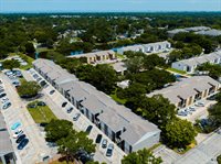 4507 S Oak Dr #P22, Tampa, FL 33611