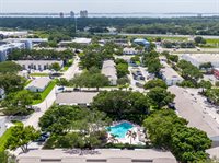 4507 S Oak Dr #P22, Tampa, FL 33611