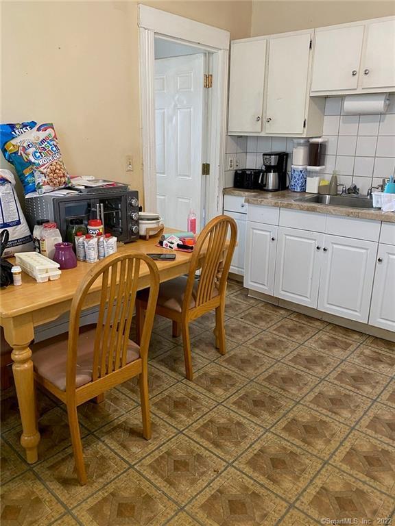 221 Whitney Avenue, Bridgeport, CT 06606