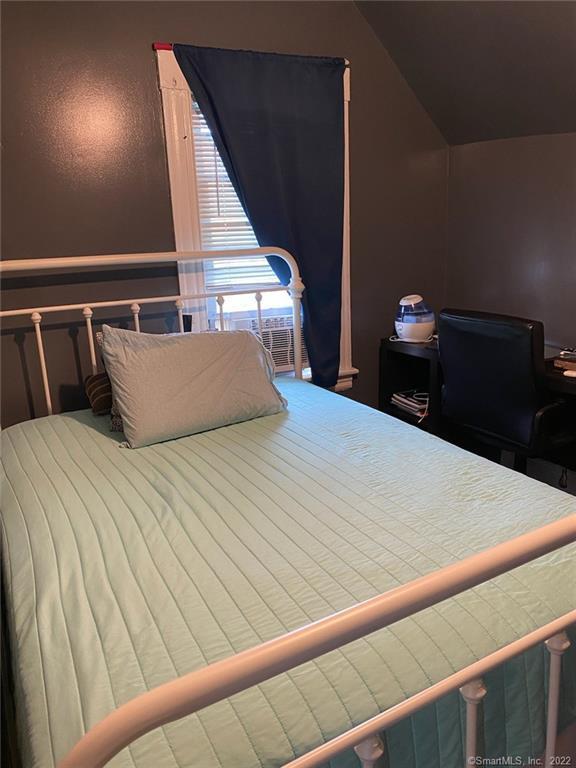 221 Whitney Avenue, Bridgeport, CT 06606