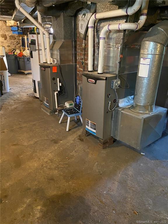 221 Whitney Avenue, Bridgeport, CT 06606