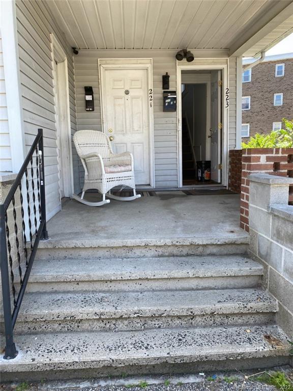 221 Whitney Avenue, Bridgeport, CT 06606
