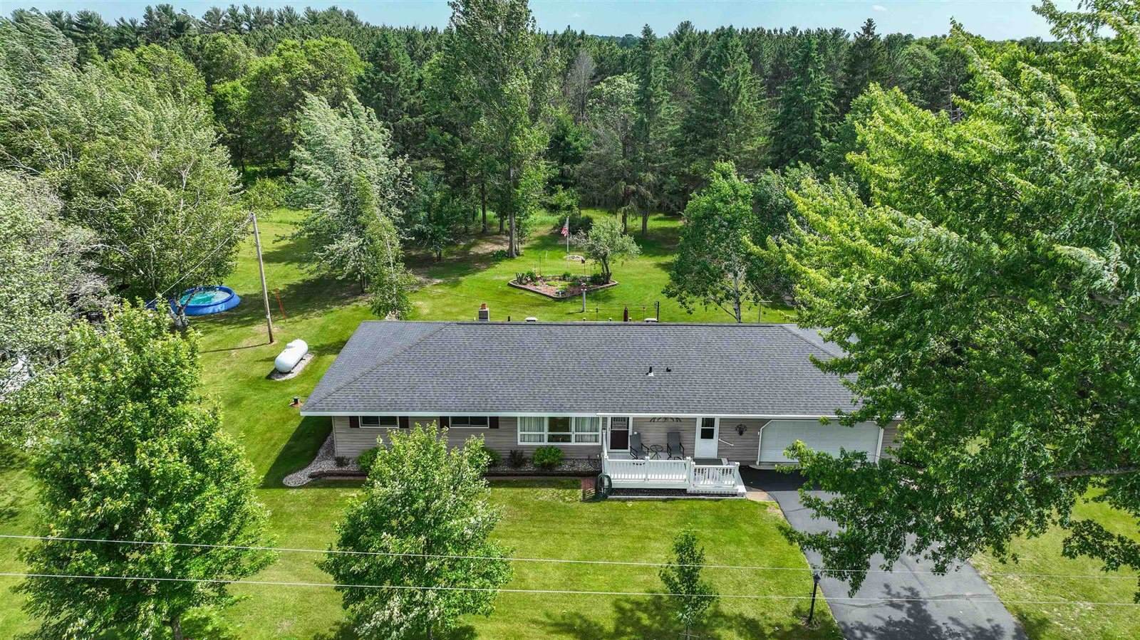 510 Heeg Lane, Nekoosa, WI 54457