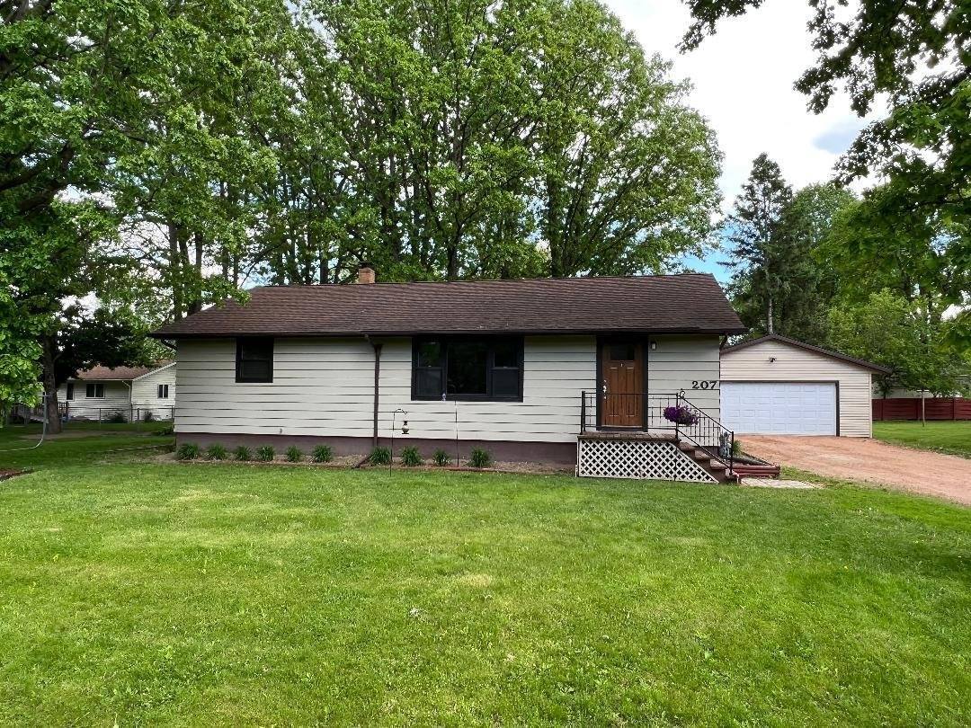 207 N Palmetto Avenue, Marshfield, WI 54449