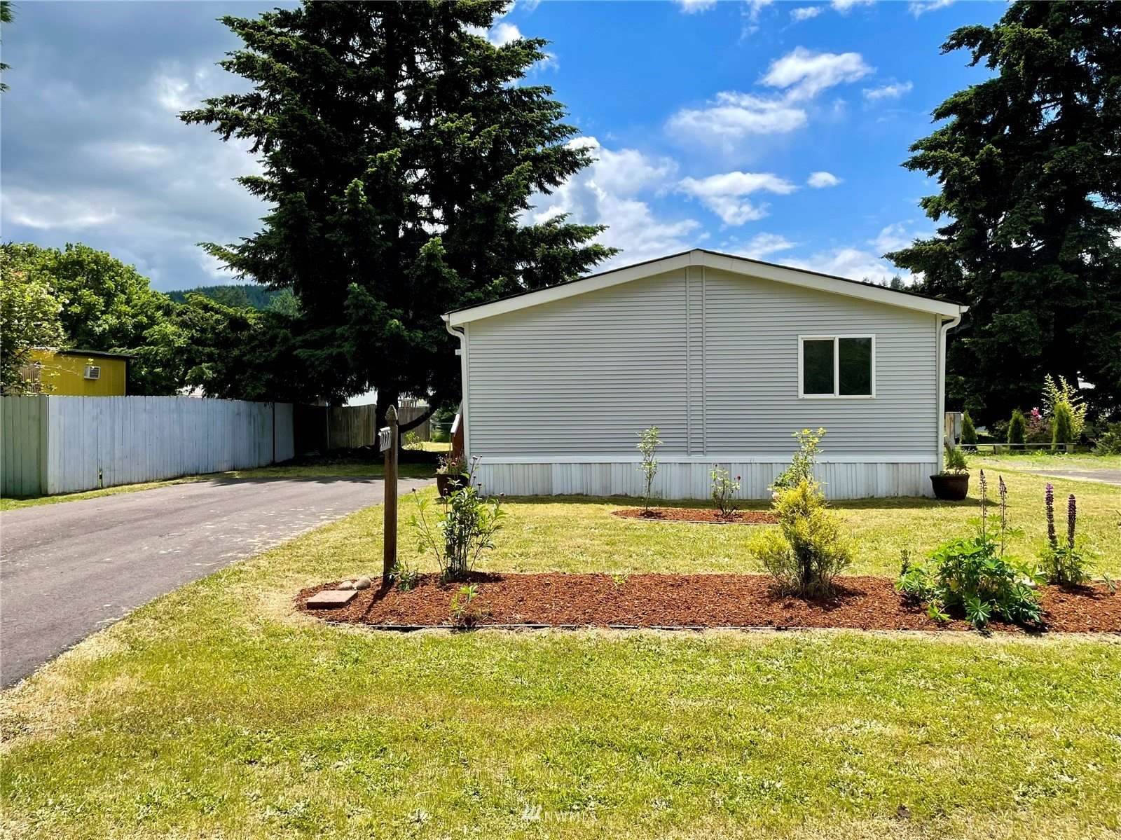 797 Garfield Avenue East, Tenino, WA 98589