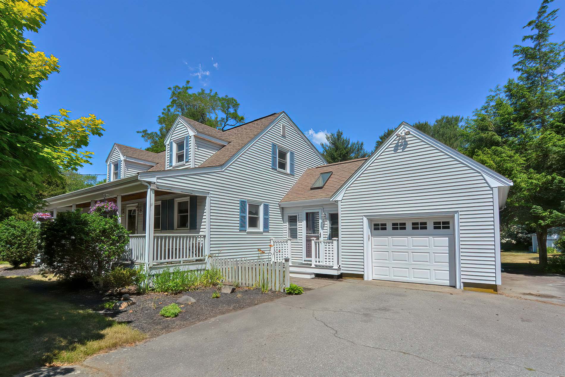 684 Pleasant Street, Raynham, MA 02767