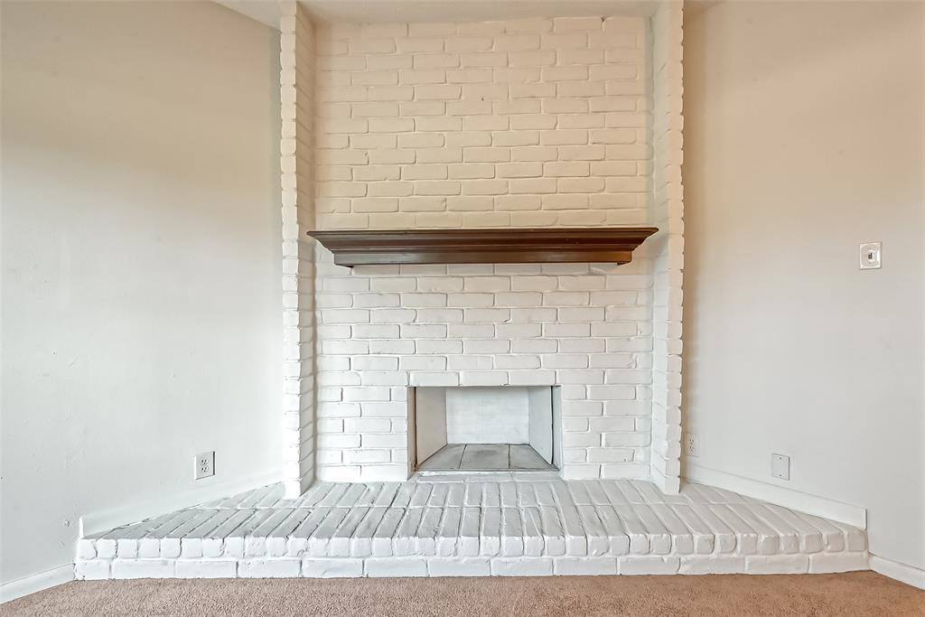 7700 Creekbend Drive, Houston, TX 77071