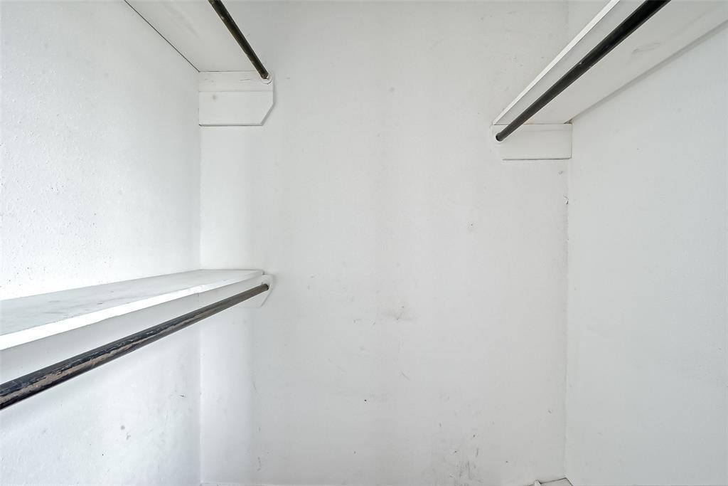 7700 Creekbend Drive, Houston, TX 77071