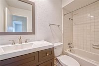 7700 Creekbend Drive, Houston, TX 77071