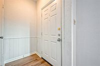 7700 Creekbend Drive, Houston, TX 77071