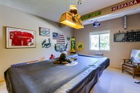 11715 Lakeview Drive, Papillion, NE 68133