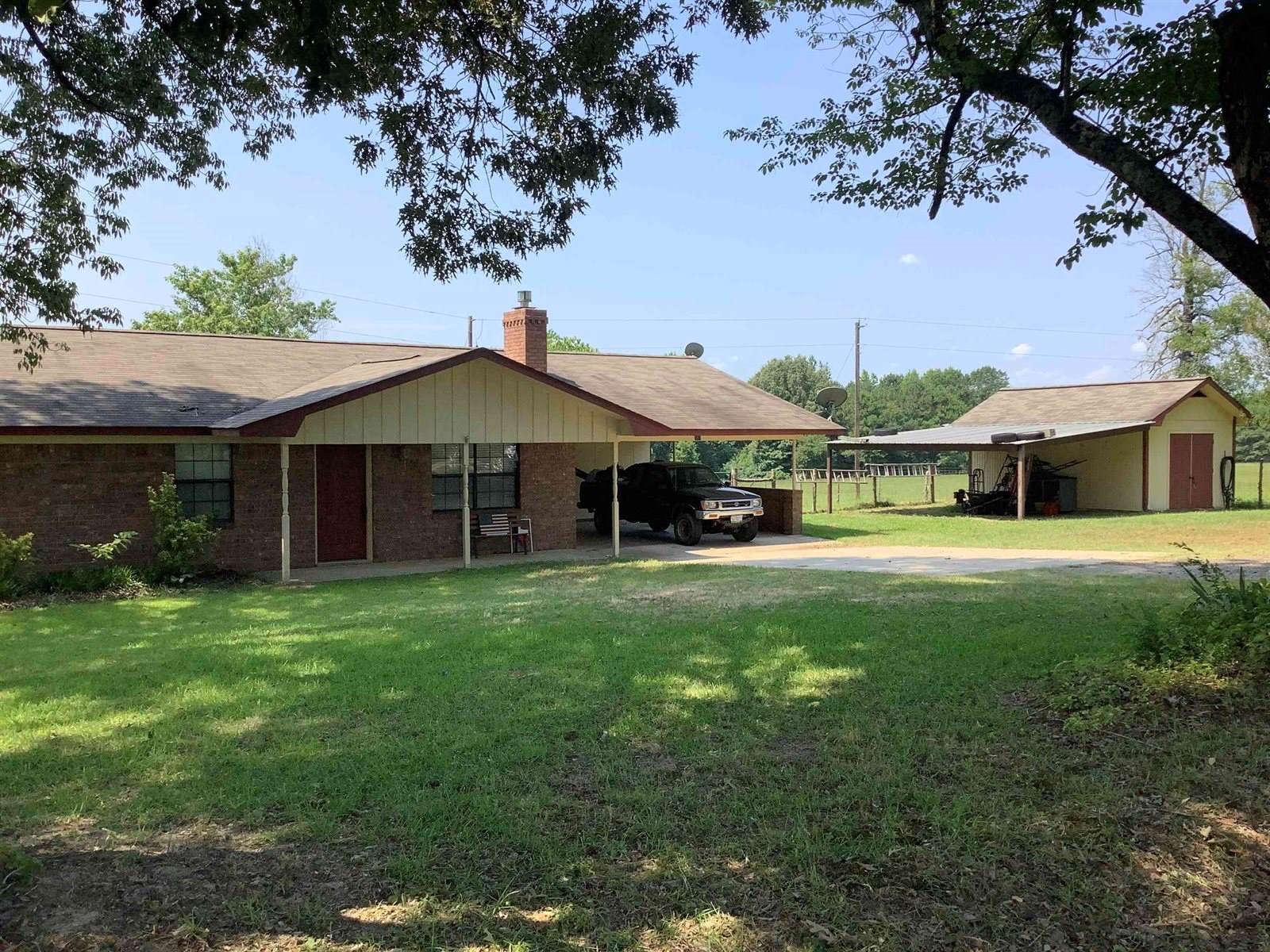 813 CR 4347, Bivins, TX 75555