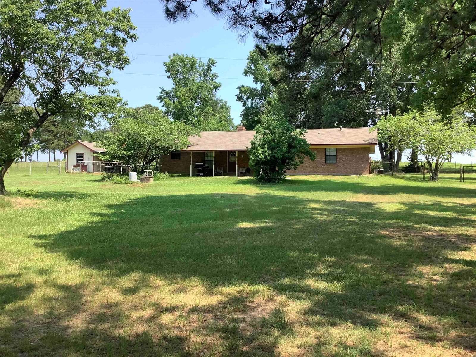 813 CR 4347, Bivins, TX 75555