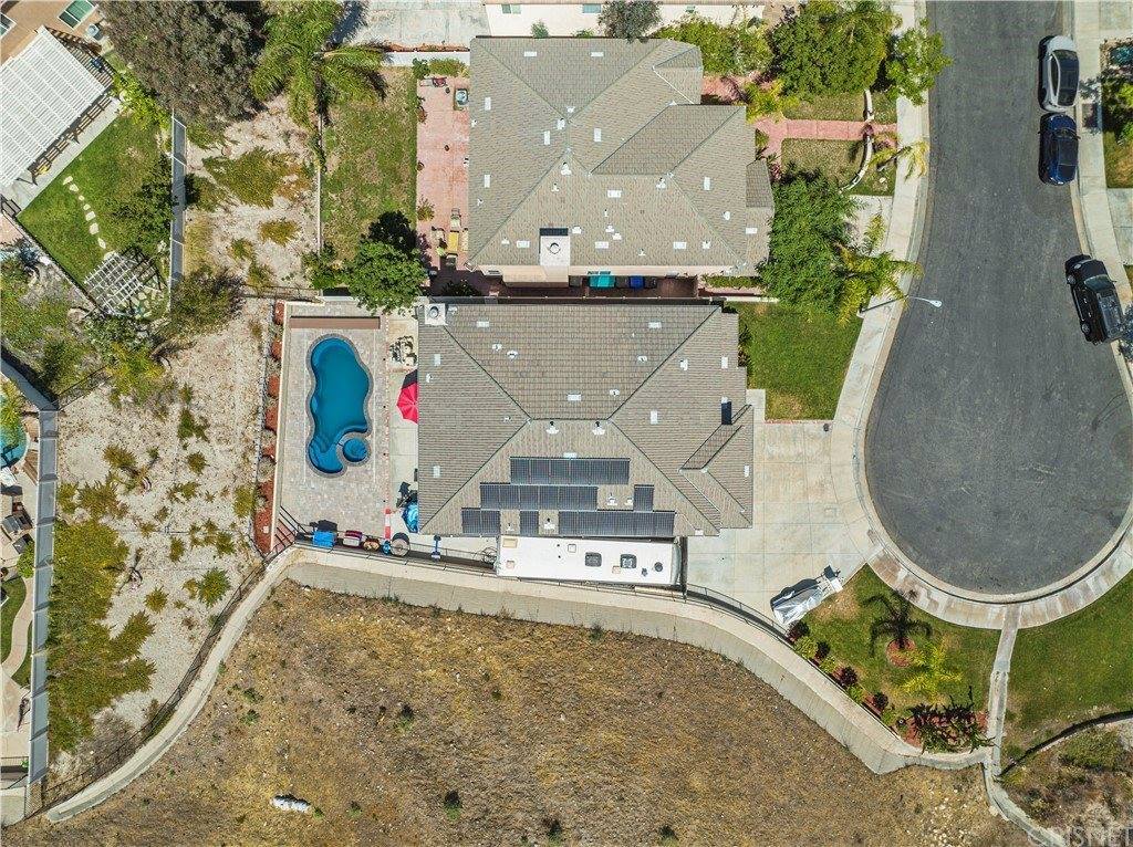 16327 Fairbanks Court, Canyon Country, CA 91387