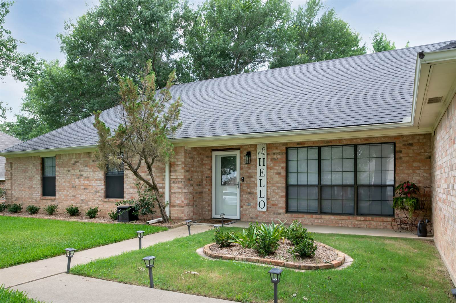 412 Hickory Rd, Bullard, TX 75757