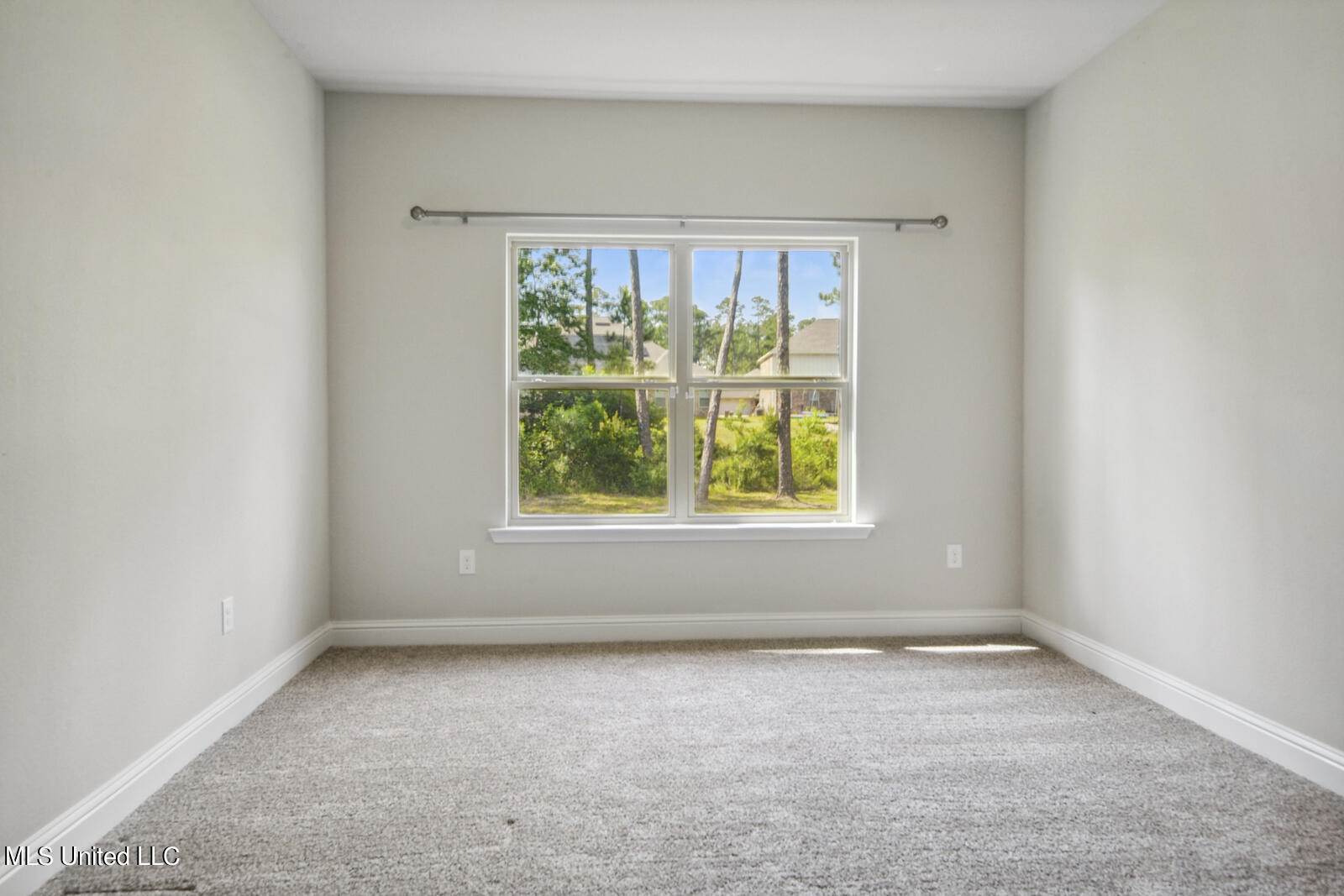 7128 Glen Eagle Drive, Biloxi, MS 39532