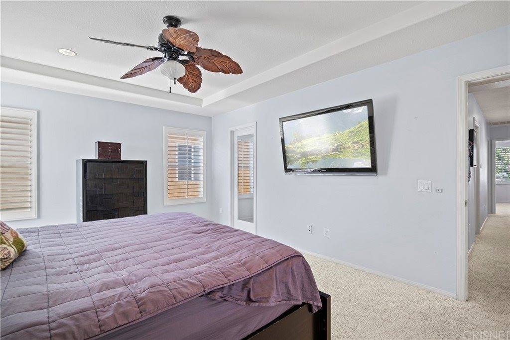 28425 Stansfield Lane, Saugus, CA 91350