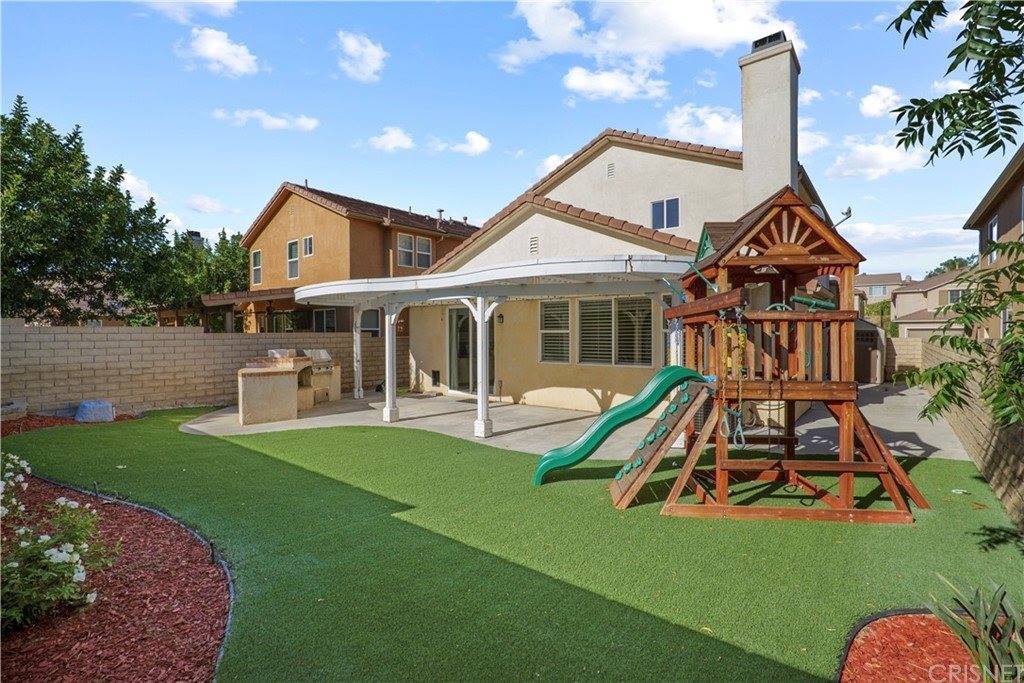 28425 Stansfield Lane, Saugus, CA 91350