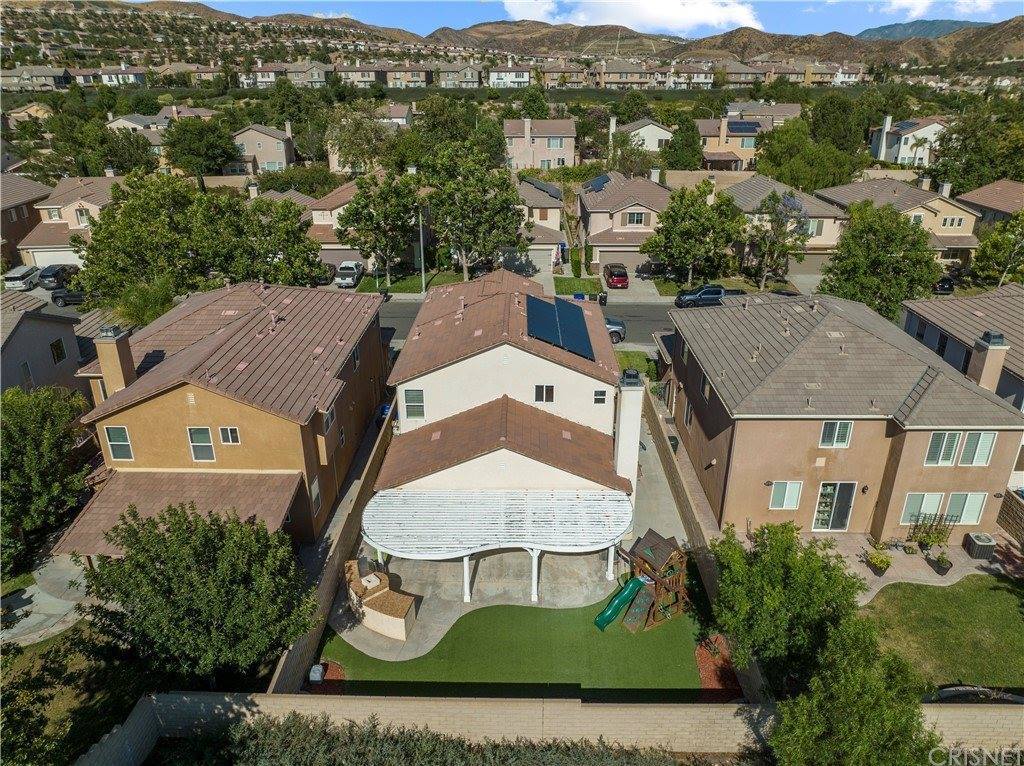 28425 Stansfield Lane, Saugus, CA 91350