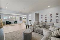 28425 Stansfield Lane, Saugus, CA 91350