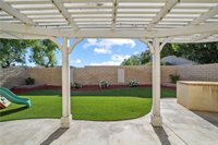 28425 Stansfield Lane, Saugus, CA 91350