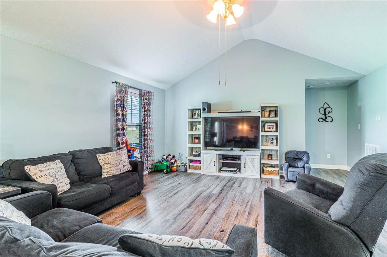 333 St Paul Avenue, Bowling Green, KY 42101