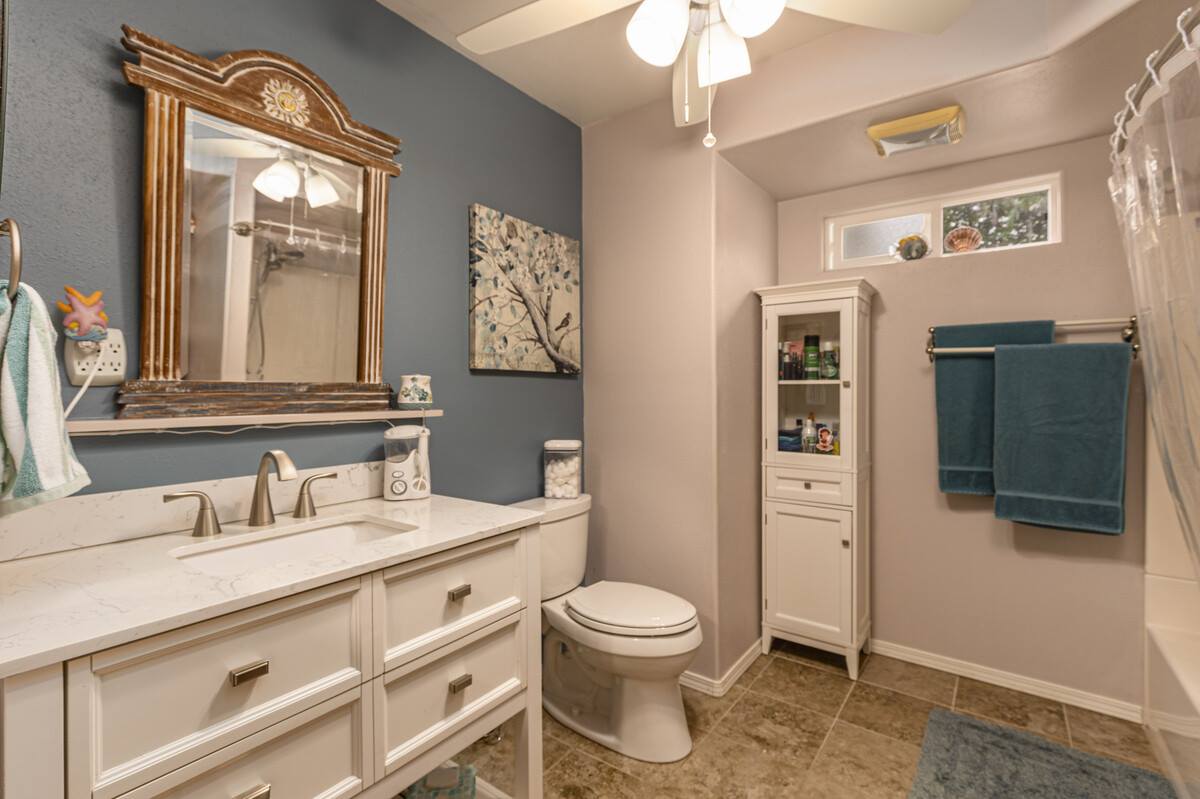 75-240 Pumehana St, Kailua-Kona, HI 96740