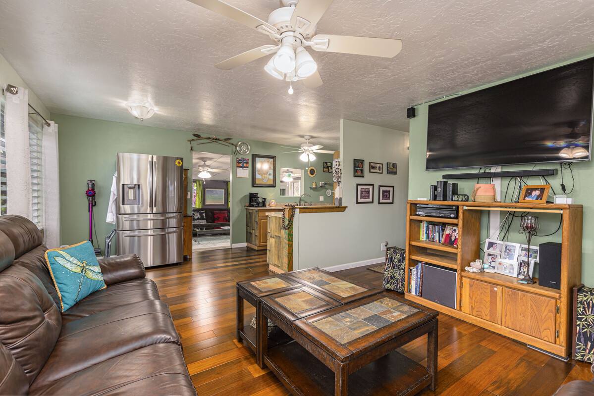 75-240 Pumehana St, Kailua-Kona, HI 96740