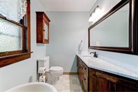 123 NW Garibaldi St, Hillsboro, OR 97124