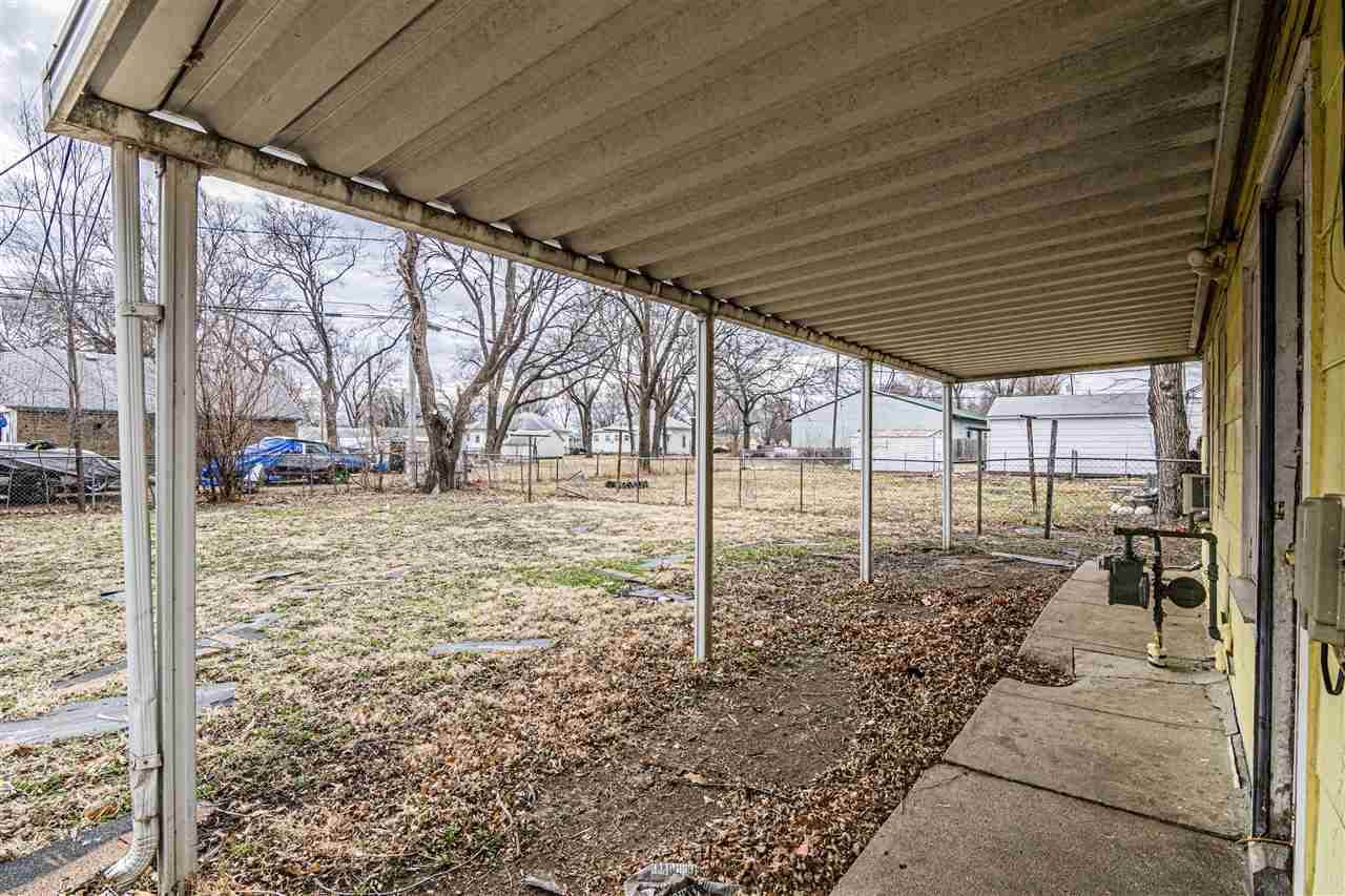 831 N Garfield Street, Junction City, KS 66441