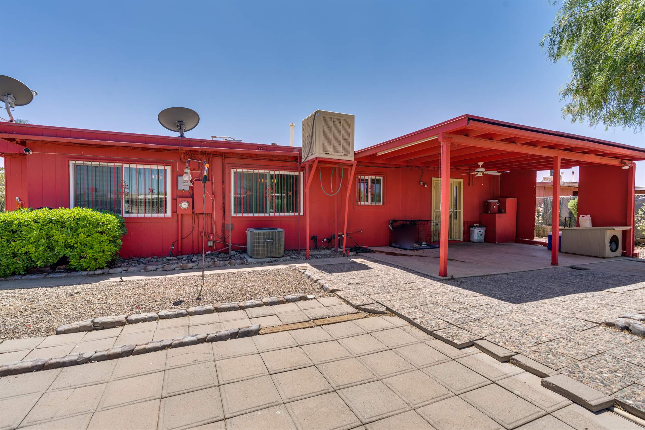 2001 E Wyoming St, Tucson, AZ 85706