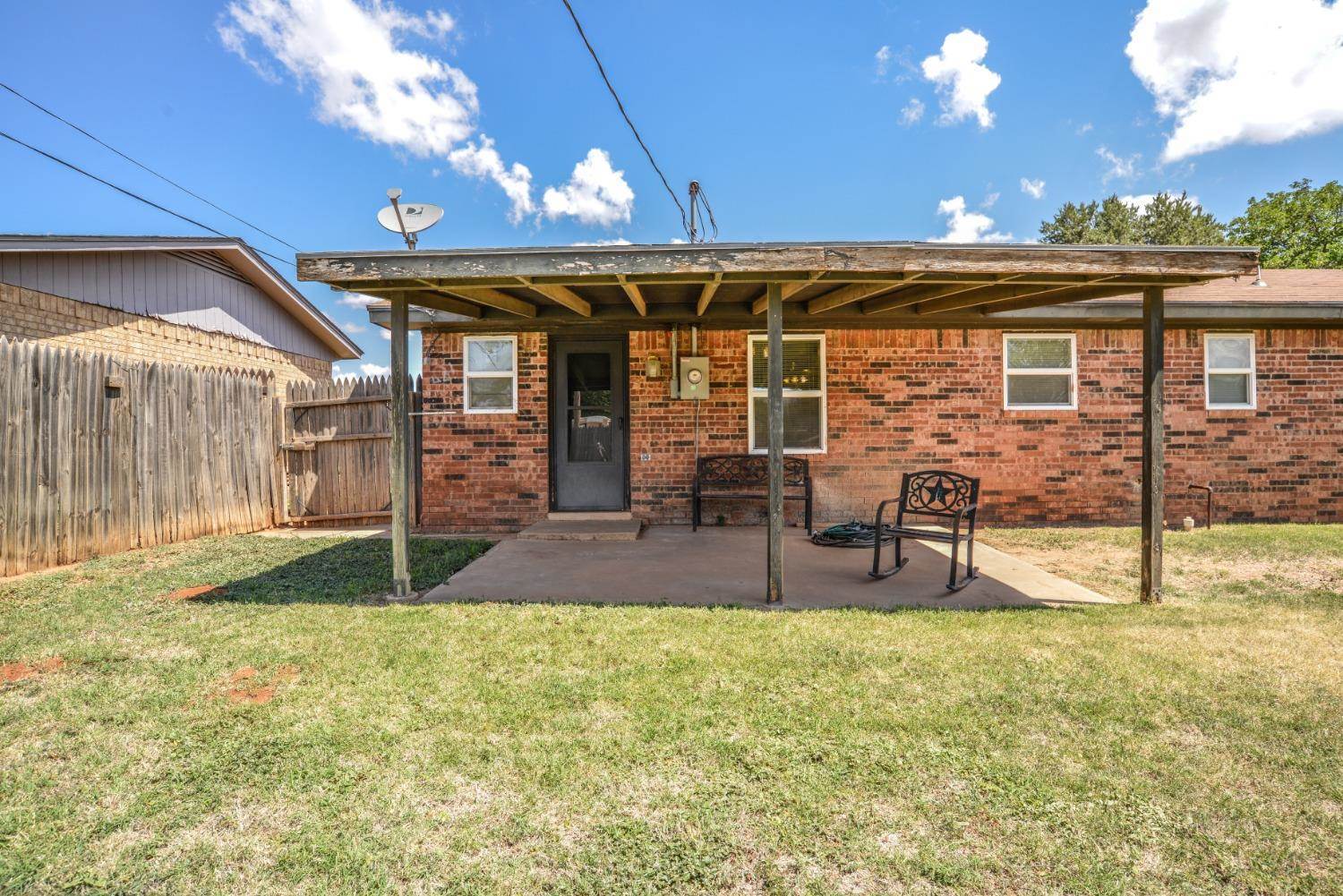 705 11th Street, Wolfforth, TX 79382