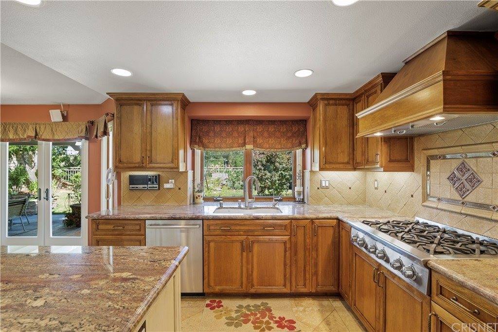 20151 Zimmerman Place, Saugus, CA 91390