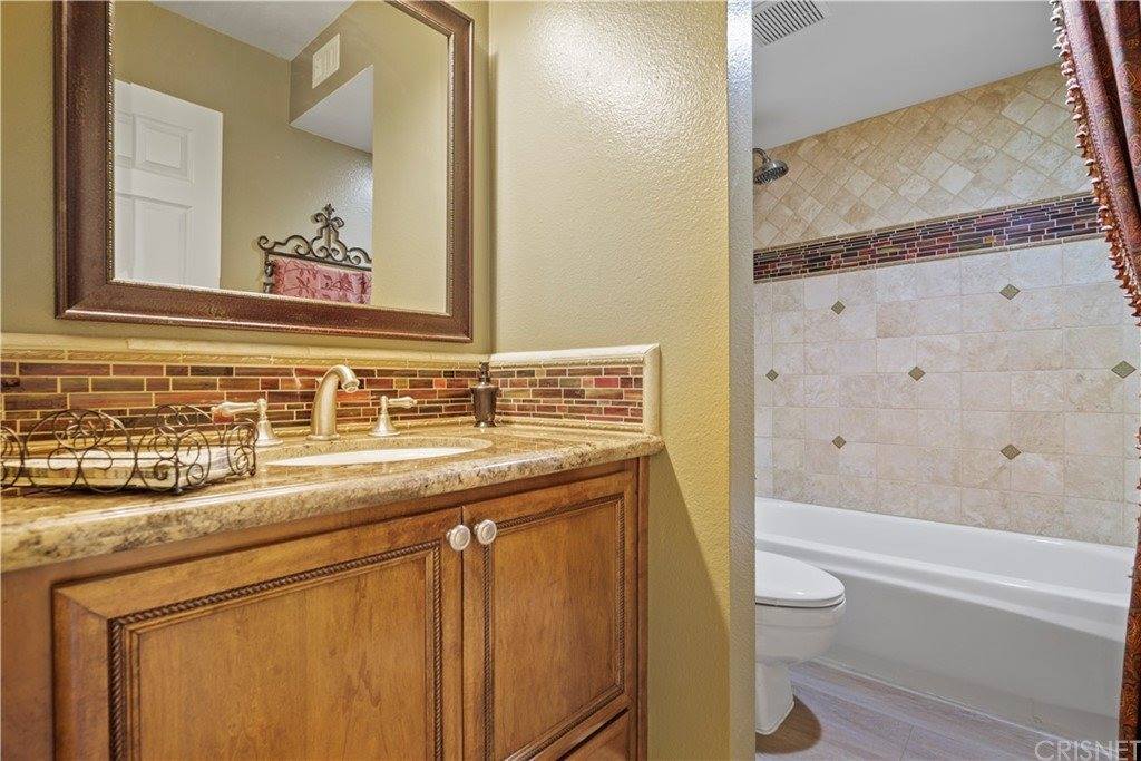 20151 Zimmerman Place, Saugus, CA 91390