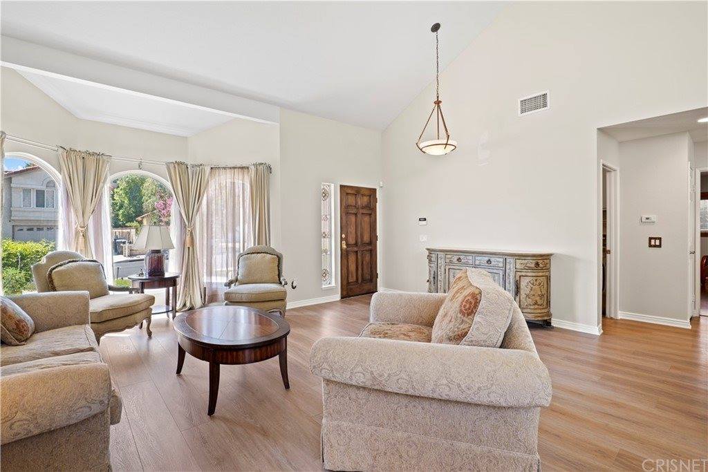 20151 Zimmerman Place, Saugus, CA 91390