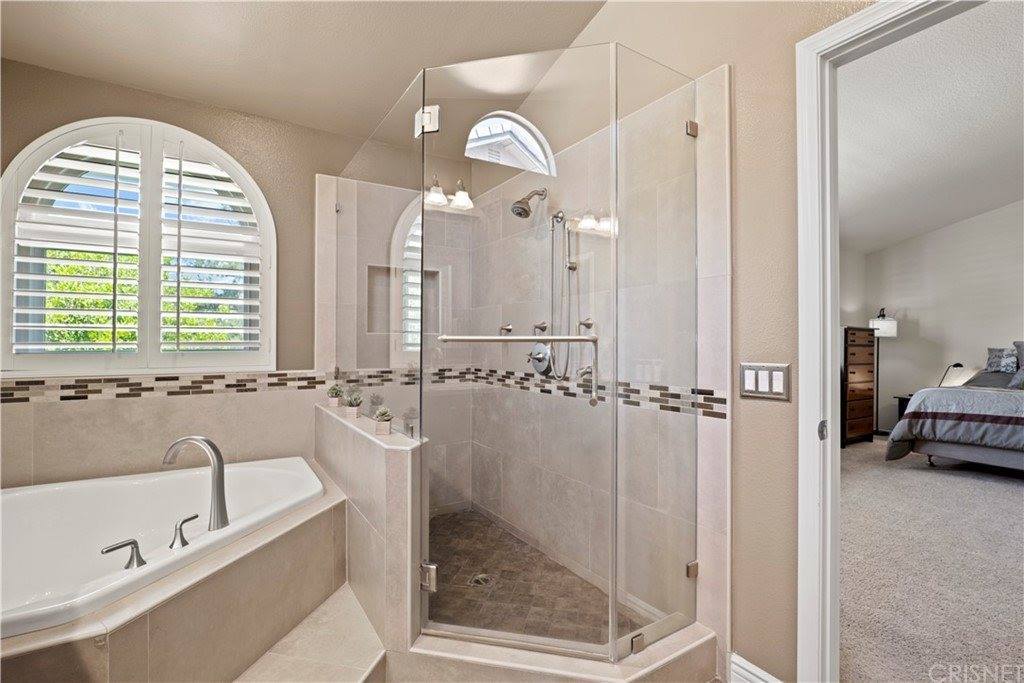 20151 Zimmerman Place, Saugus, CA 91390