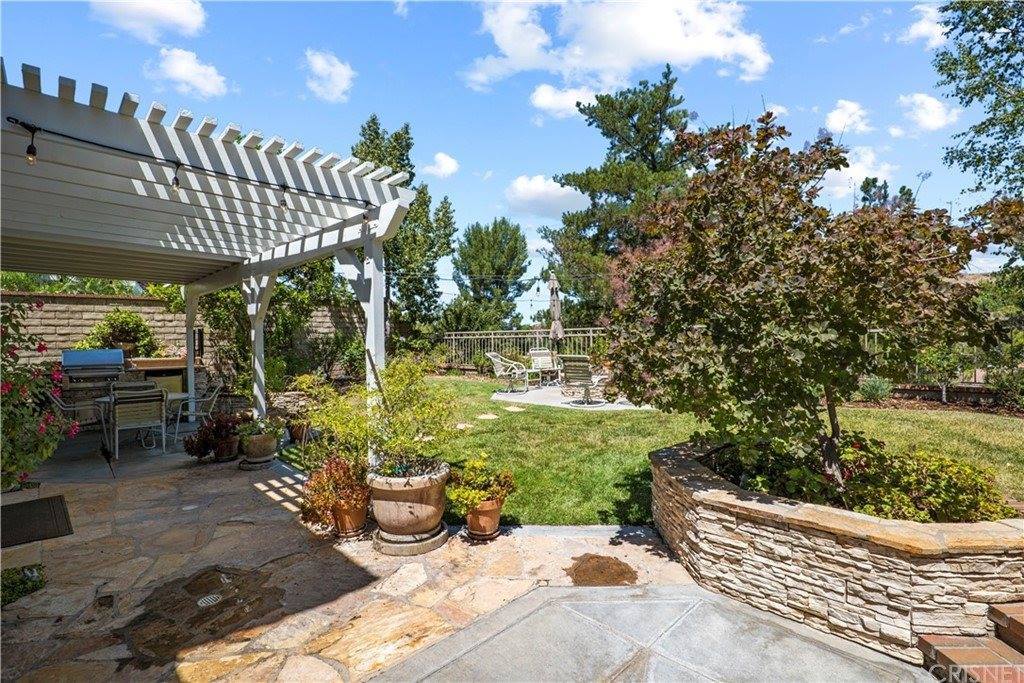 20151 Zimmerman Place, Saugus, CA 91390