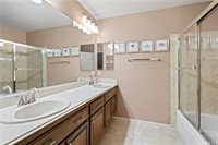 20151 Zimmerman Place, Saugus, CA 91390