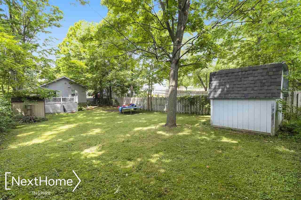 218 N Hazelton, Flushing, MI 48433