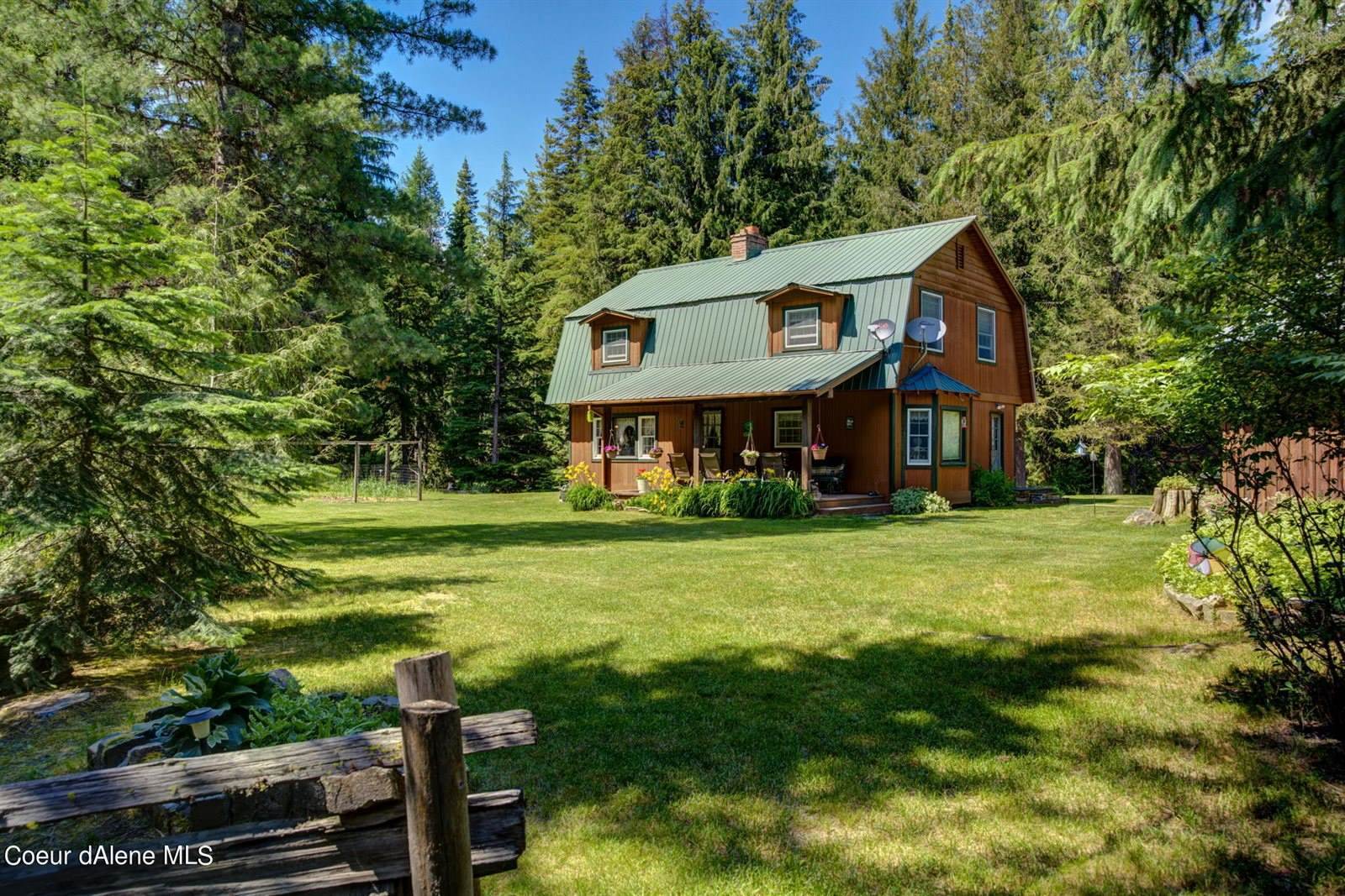 125 Flume Creek Rd, Sandpoint, ID 83864