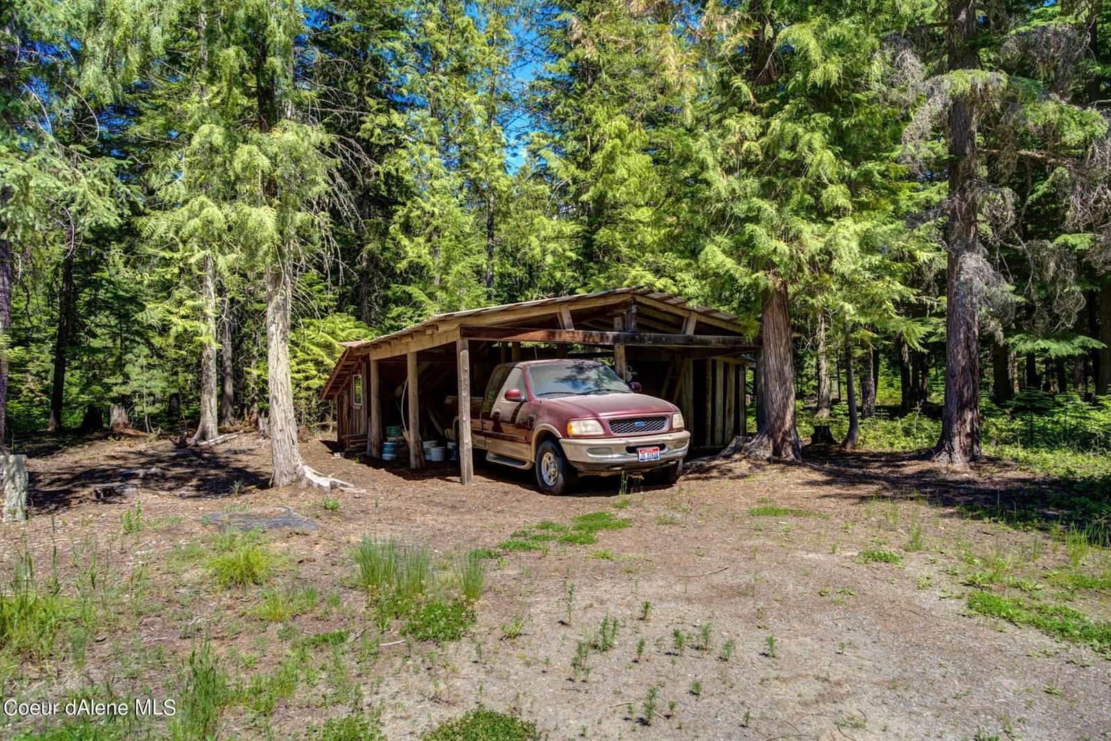 125 Flume Creek Rd, Sandpoint, ID 83864