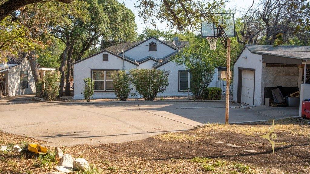 504 East 2nd St, Sonora, TX 76950