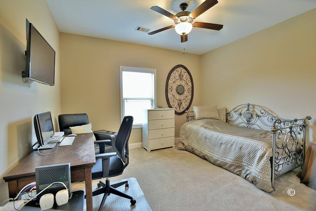 799 Sunwood Drive, Smiths Station, AL 36877