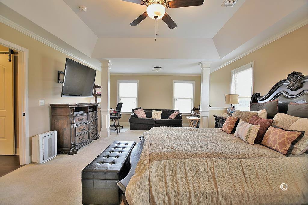 799 Sunwood Drive, Smiths Station, AL 36877