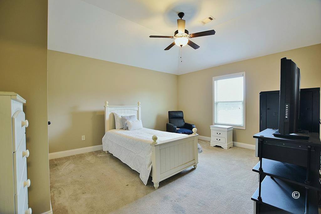 799 Sunwood Drive, Smiths Station, AL 36877