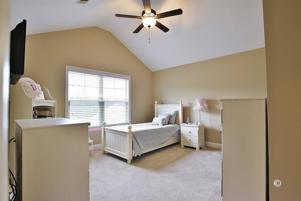 799 Sunwood Drive, Smiths Station, AL 36877