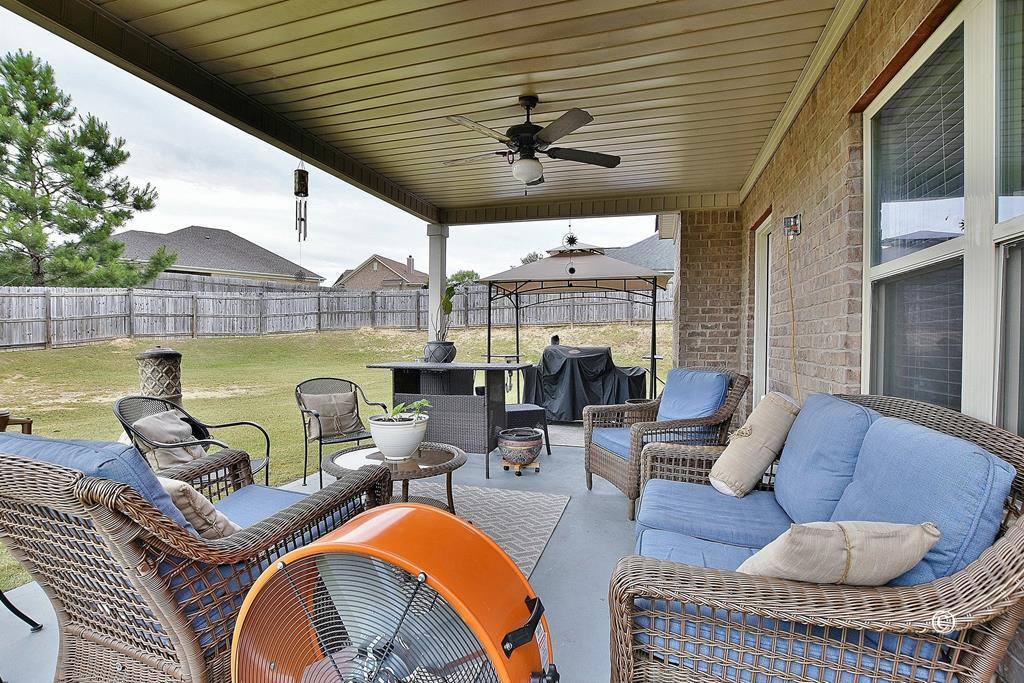 799 Sunwood Drive, Smiths Station, AL 36877