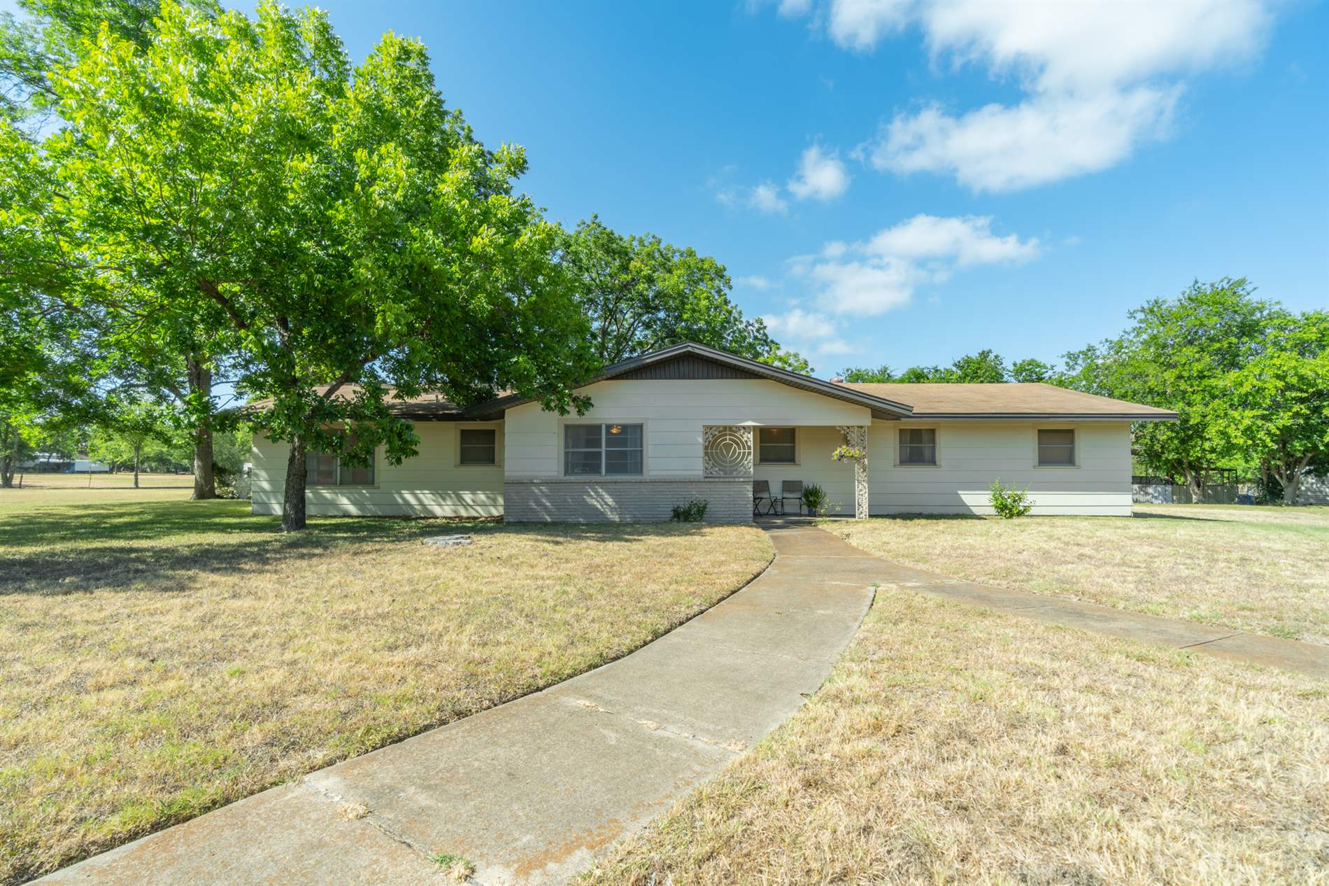 1601 Alston Dr., Waco, TX 76705